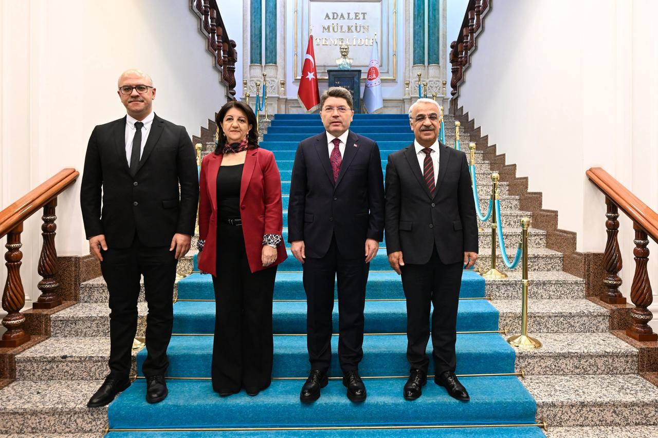 İmralı heyetinden Adalet Bakanlığı ziyareti sonrası kritik açıklamalar