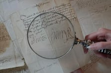 Kraliçe Mary'nin mektubu 15.000 sterline satıldı