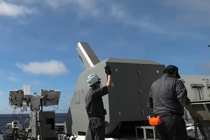 Japonya, denizde elektromanyetik raylı top testlerini başarıyla gerçekleştirdi