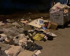 Kartal Belediyesi'nde temizlik işçileri maaşları ödenmediği için iş yavaşlattı