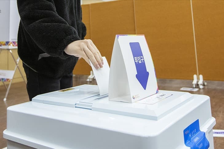 Güney Kore'de 3 Haziran'da erken seçim yapılacak