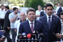 Yılmaz Tunç: Yolsuzluk soruşturmasının sonucunu bekle