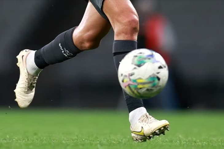 Kontrolsüz ekonomi futbol