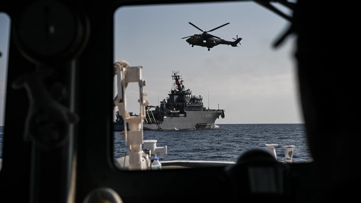 TCG Işın görev başında! Girne'deki faciada 20 kayıp aranıyor 