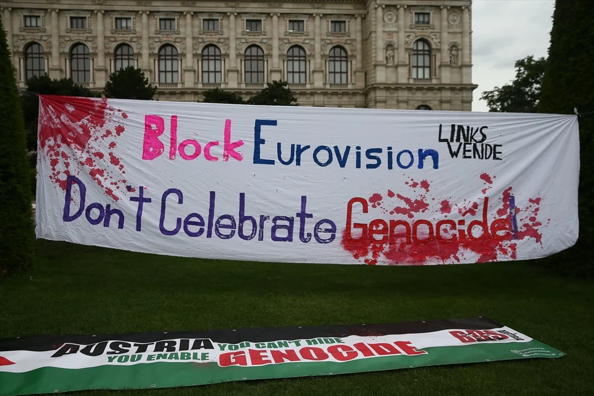 Viyana'da Eurovision'a alternatif konser düzenlendi