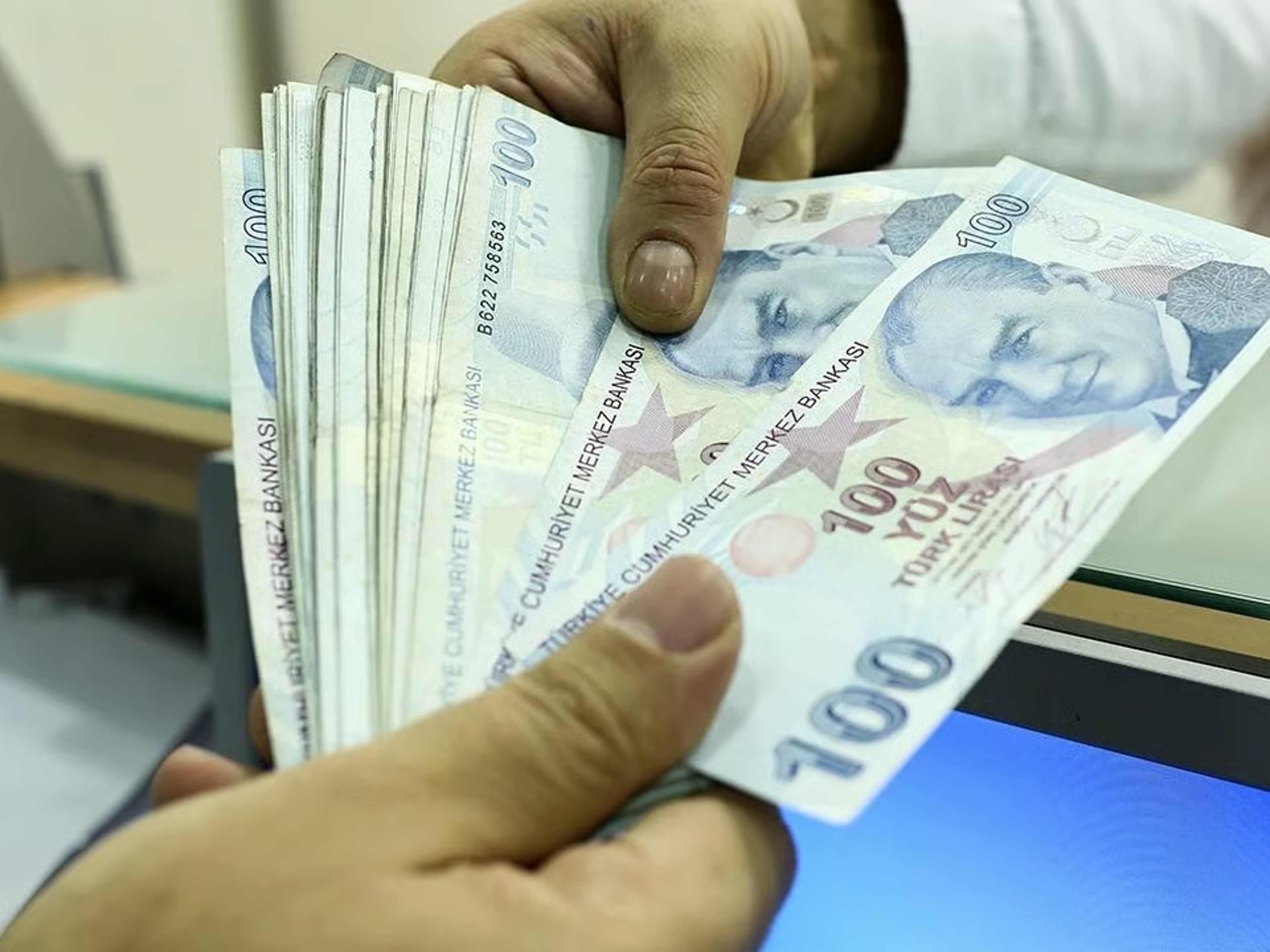 İkramiye ve maaş ödemeleri başlıyor