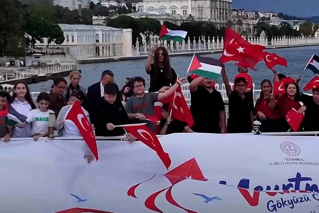 "Uçurtmalar Vurulmasın, Gökyüzü Çocuklara Kalsın": Boğaz'da anlamlı etkinlik