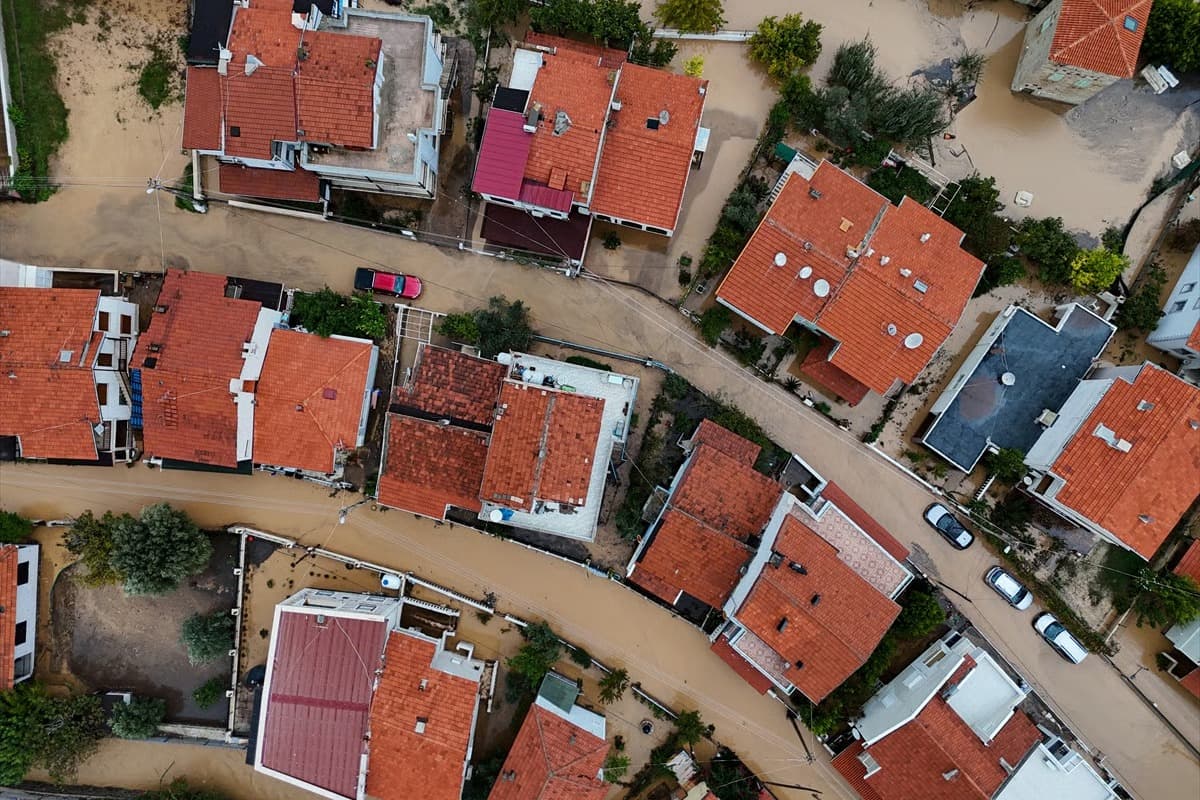 Foça sel felaketi son dakika | İzmir Foça sel felaketi son durum nedir?
