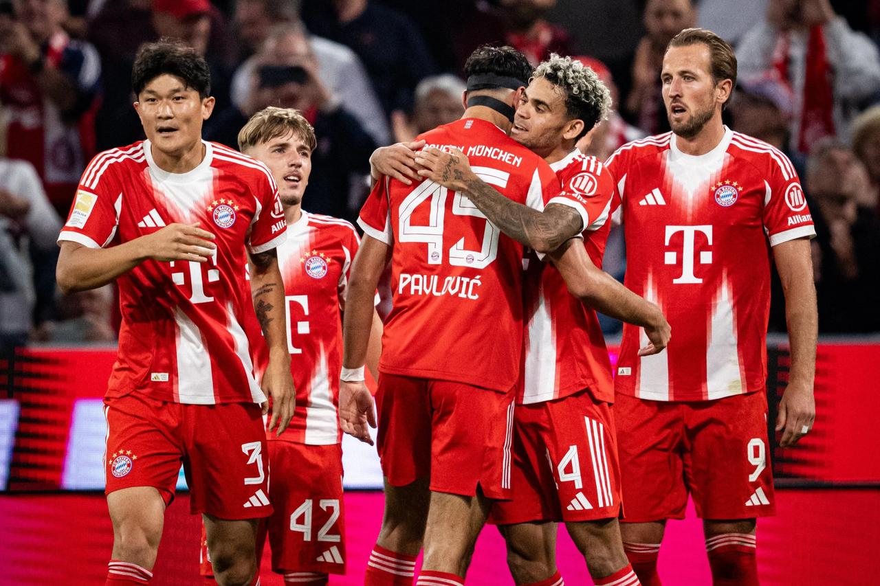 Bundesliga'nın açılış maçı gol şölenine dönüştü: Harry Kane'in Hat-trick yaptığı karşılaşmada Bayern Münih, Leipzig'i gol yağmuruna tuttu