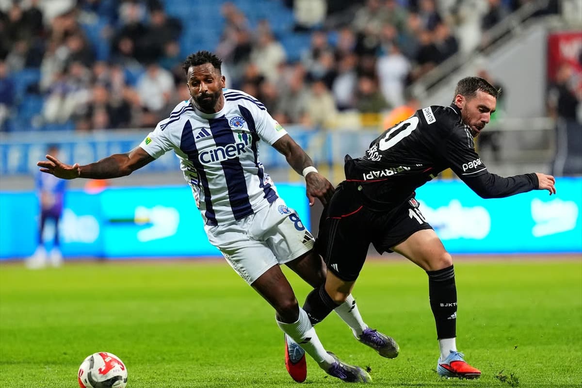 Beşiktaş derbiye moralsiz gidiyor