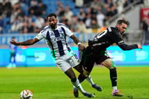 Fenerbahçe derbisi öncesi penaltı kaçtı: Beşiktaş, Kasımpaşa'ya takıldı