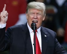 Trump'tan İranlı eylemcilere çağrı: Kurumları ele geçirin yardım yolda!