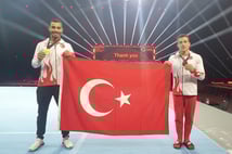 Türk cimnastiği Bulgaristan'da zirvede: Adem Asil ve Ferhat Arıcan'dan altın madalya