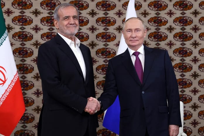 Putin ve Pezeşkiyan bölgesel gerilimi görüştü