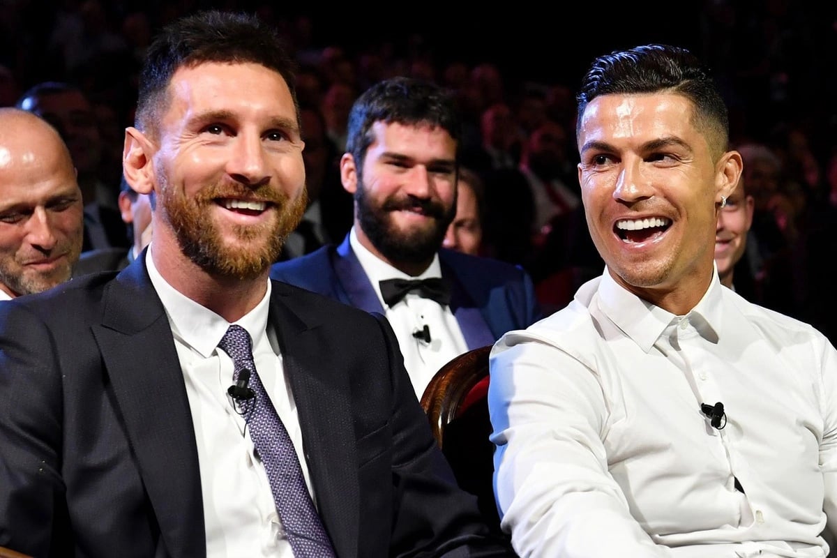Ronaldo ve Messi zirveyi korudu