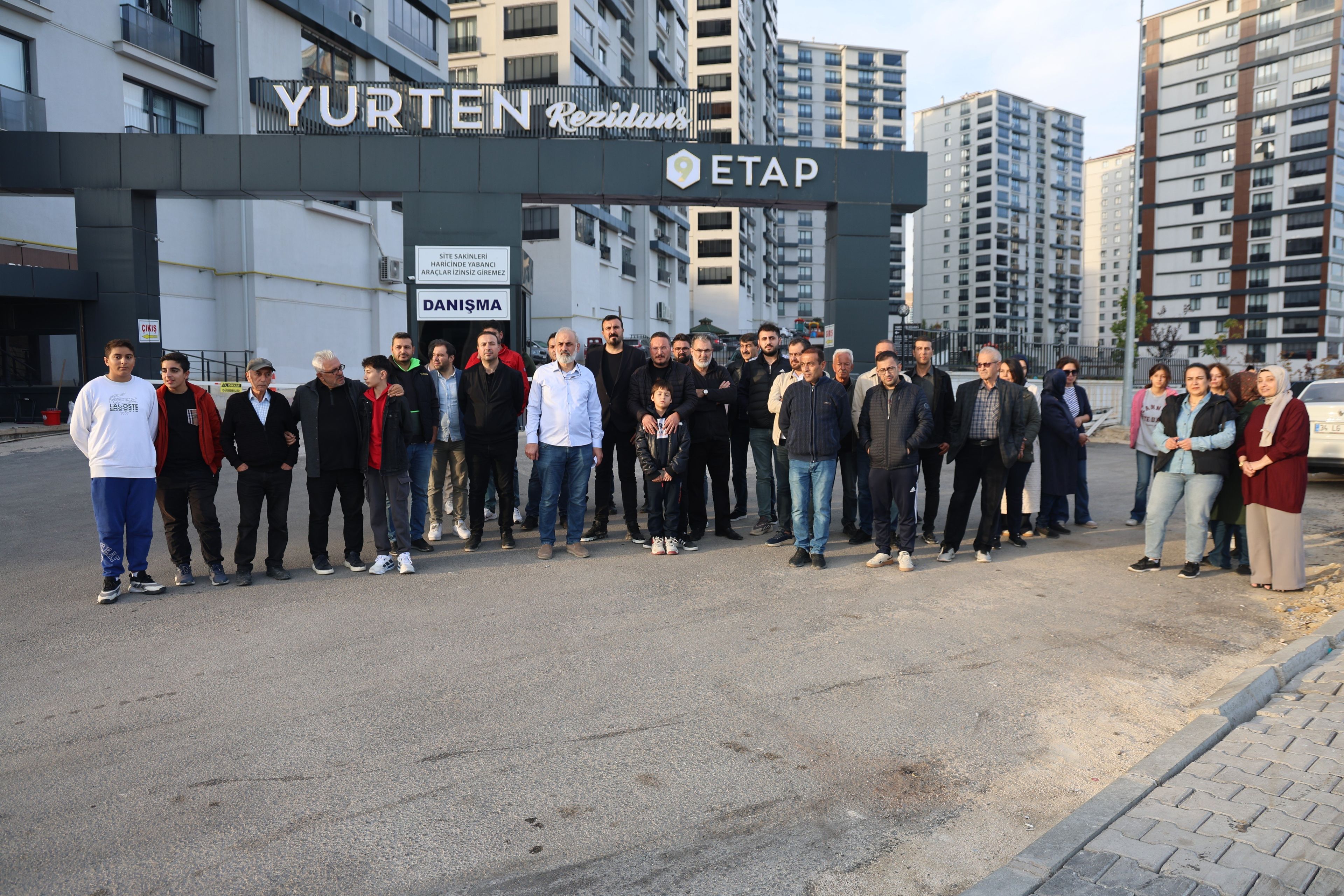 Elazığ’da site sakinleri isyan etti: Aidat 27 bin TL'ye yükseltildi