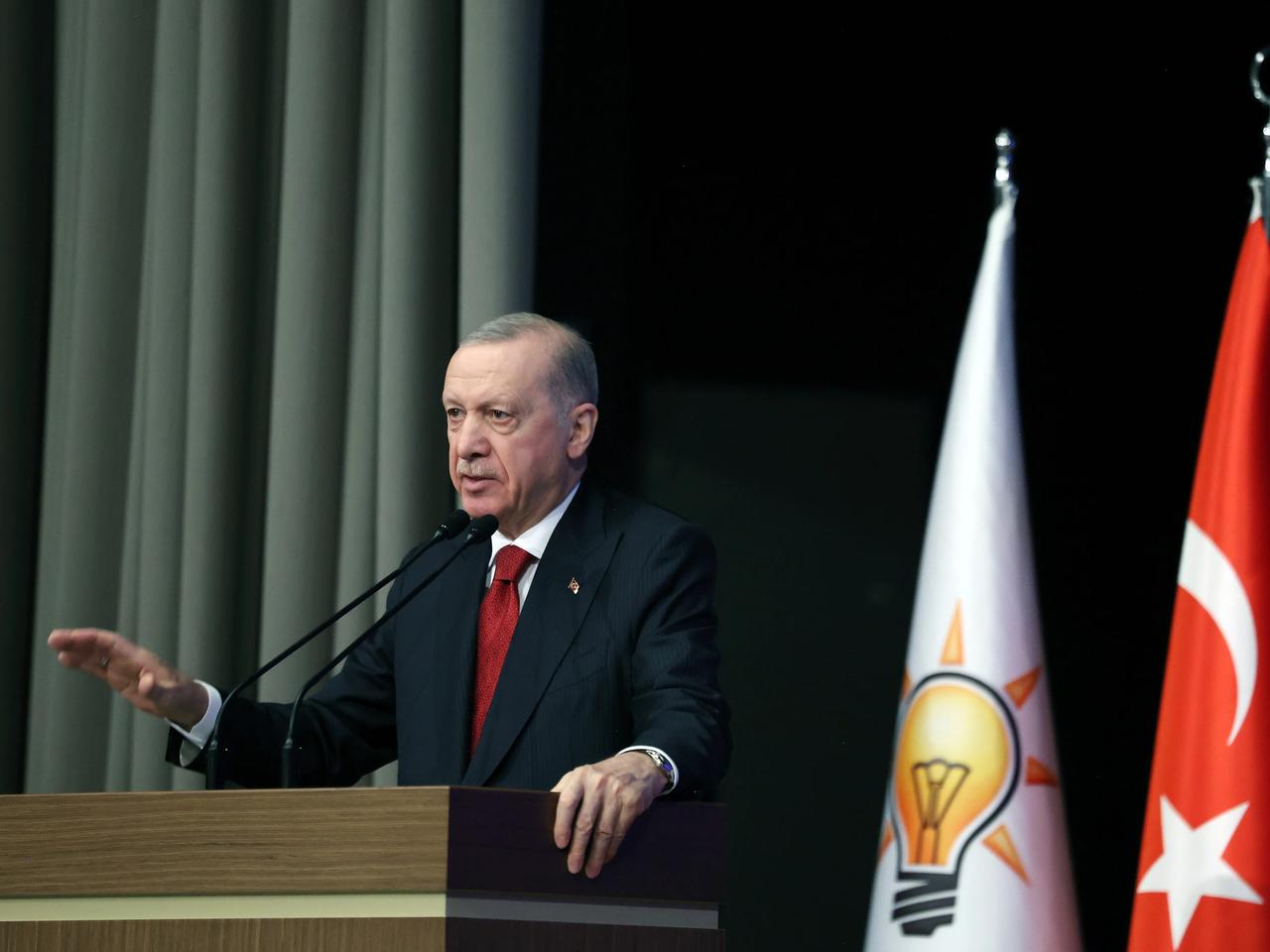 Ne yaptığımızı çok iyi biliyoruz.