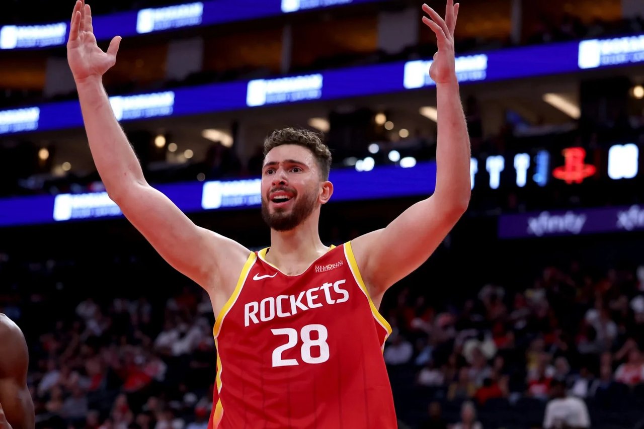 Houston Rockets seriyi sürdürdü: Alperen Şengün'den rekor