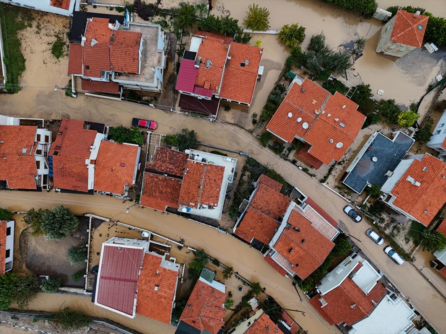 Foça sel felaketi son dakika | İzmir Foça sel felaketi son durum nedir?