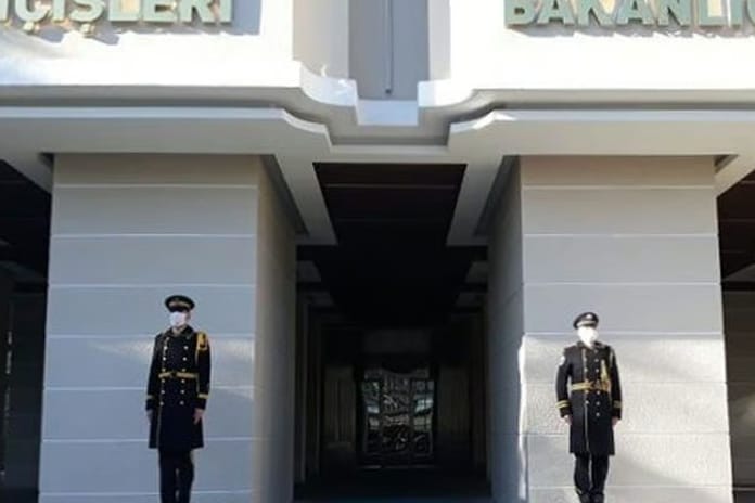 27 Mülki İdare Amiri Birinci Sınıf Mülki İdare Amirliği'ne yükseltildi