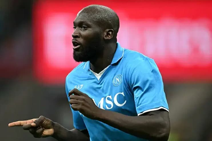 Fenerbahçe Lukaku için Napoli'den yanıt bekliyor