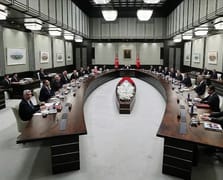 Cumhurbaşkanlığı Kabinesi kritik dış politika ve ekonomi gündemiyle toplanıyor