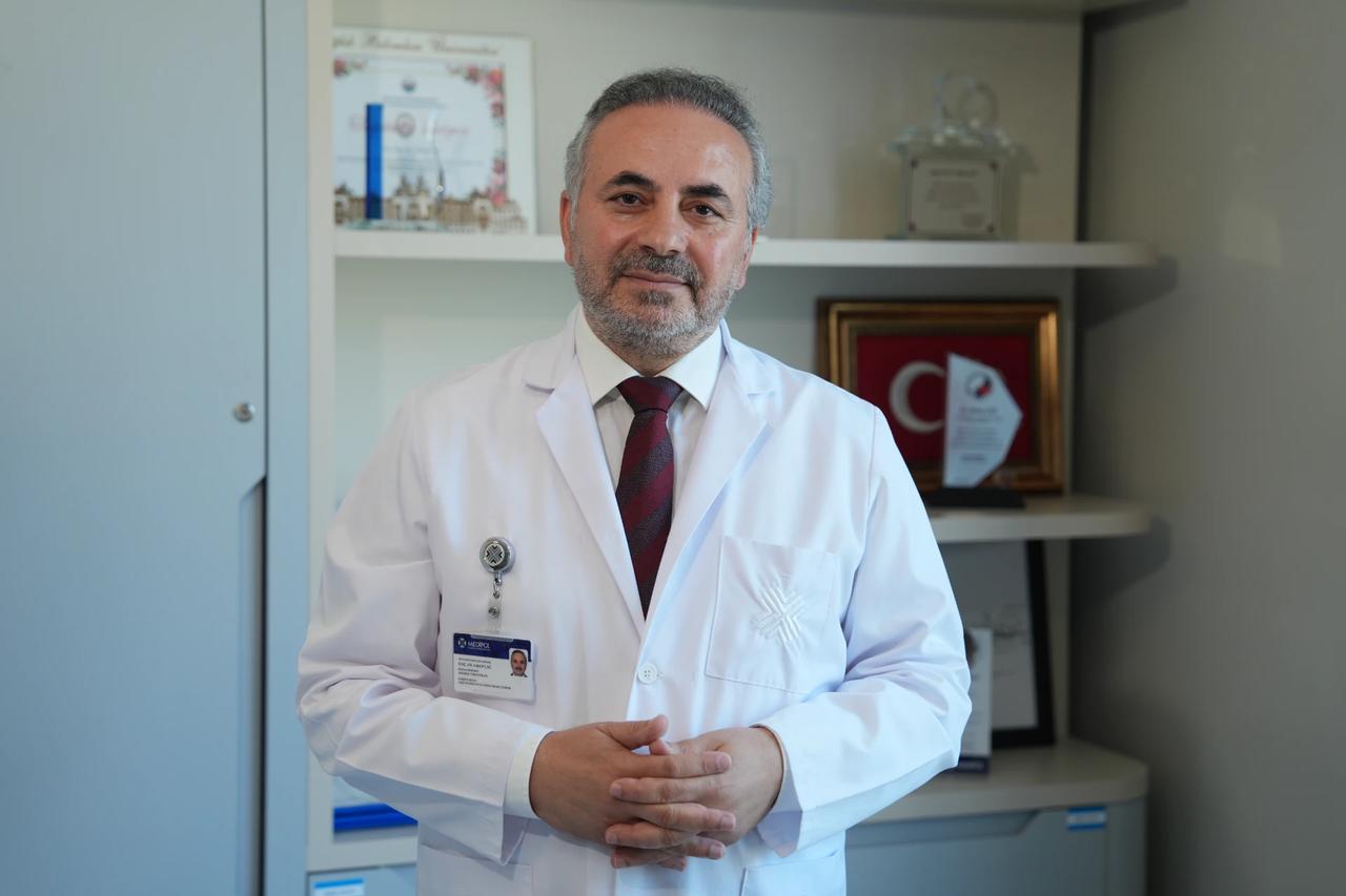 Çocuk Sağlığı ve Hastalıkları Uzmanı Yakup Çağ bebeklere inek sütü ne zaman verilmeli 