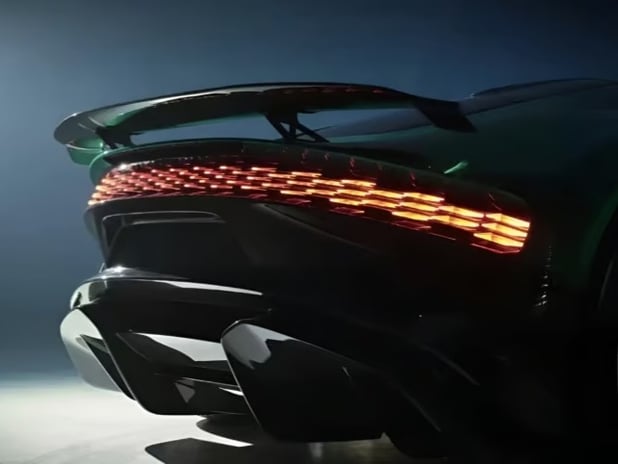 Süpürge üreticisi Dreame 1000 beygirlik elektrikli süper otomobilini tanıttı