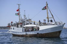 İsrail Gazze'ye yardım taşıyan Hanzala gemisine el koydu