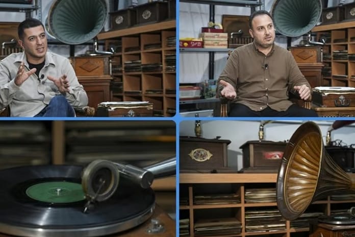 Taş plak koleksiyonerleri kültürel mirasa sahip çıkıyor