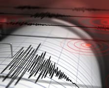 Papua Yeni Gine 6,5 büyüklüğünde depremle sarsıldı