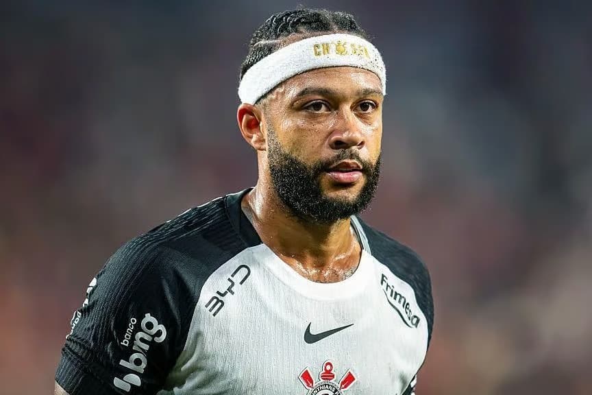 Bonservissiz Memphis Depay’ın rotası Trabzonspor