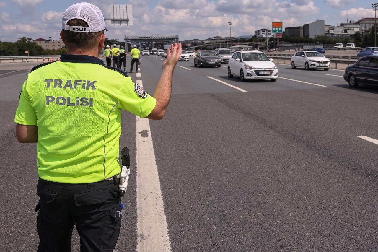 İstanbul'da bugün bazı yollar kapatılacak! 
