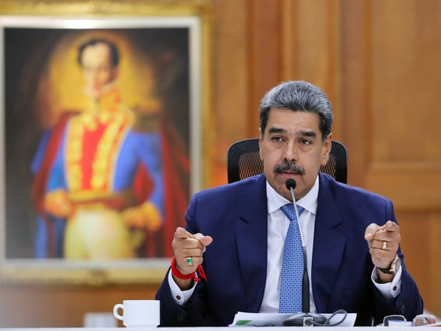 Venezuela Devlet Başkan Maduro ABD'yi uyardı
