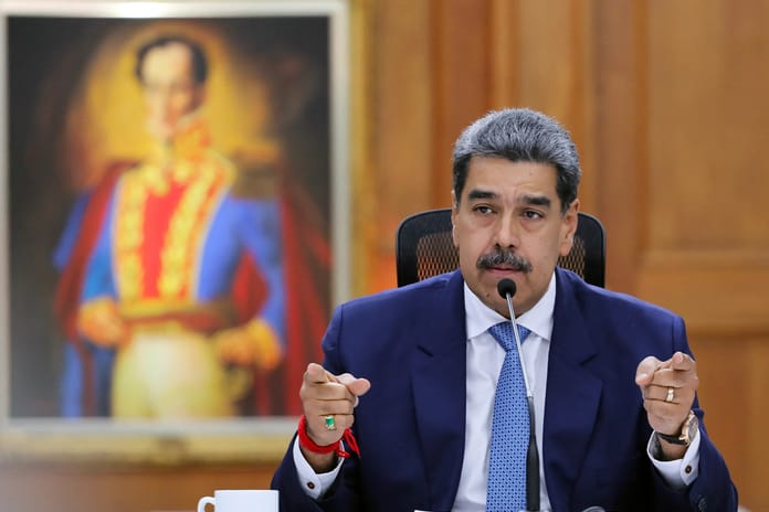 Venezuela Devlet Başkan Maduro ABD'yi uyardı