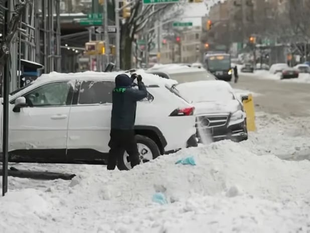 Japonya'da kış şartları can almaya devam ediyor