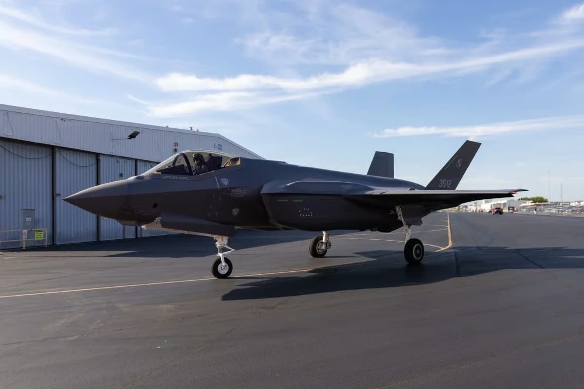 Polonya’nın 12’nci F-35’i teslimata hazır