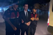 Tutuklu başkanın ifadesi sonrası 2 meclis üyesi gözaltına alındı