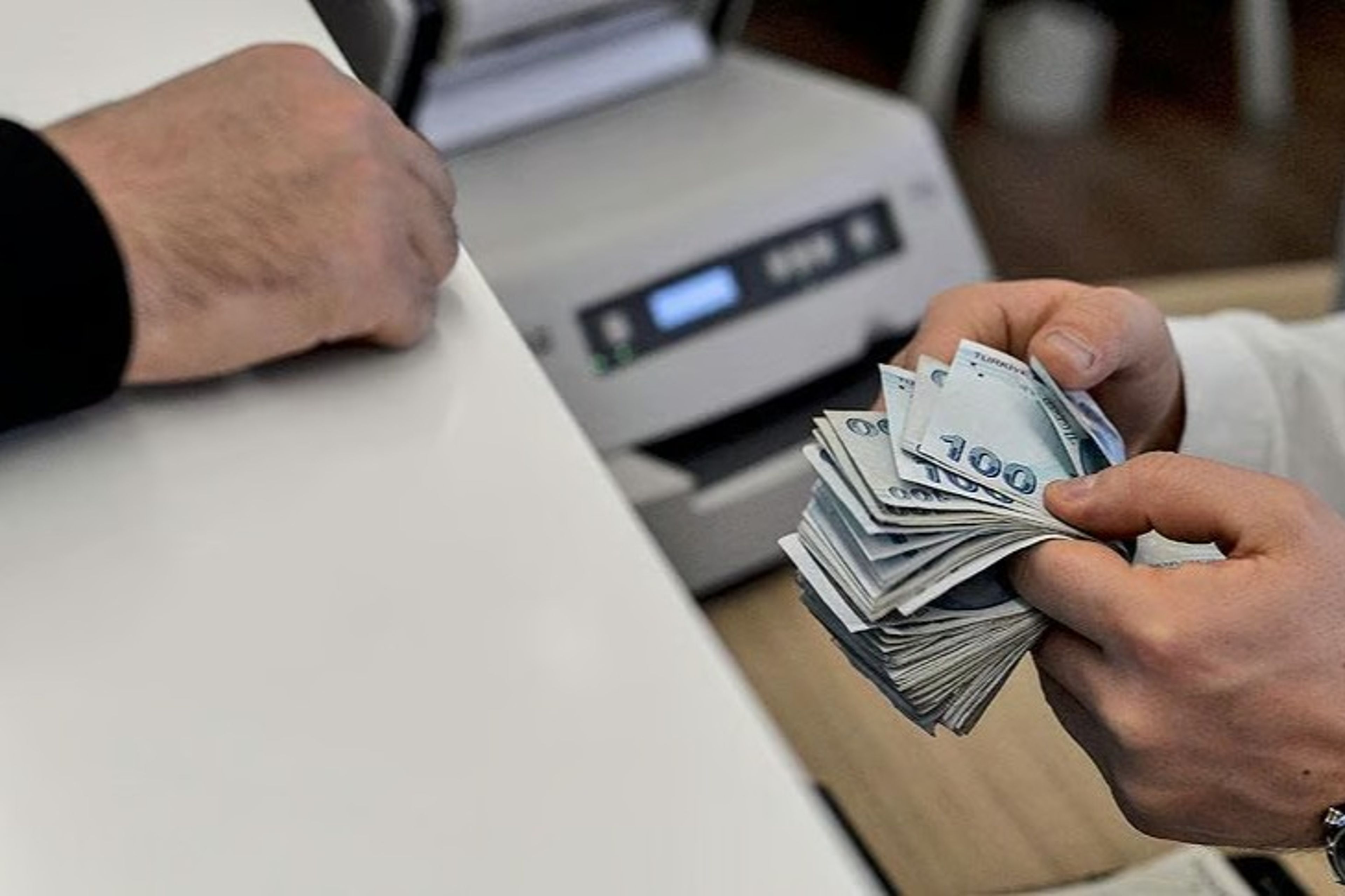 Emekli, memur, esnaf... Cumhurbaşkanı'nın vaatleri ne zaman yerine gelecek? Uzmanından net tarih sinyali!