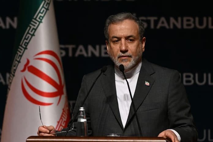 İran Dışişleri Bakanı Arakçi'den Trump'a sert tepki: Kırmızı çizgiyi aştınız