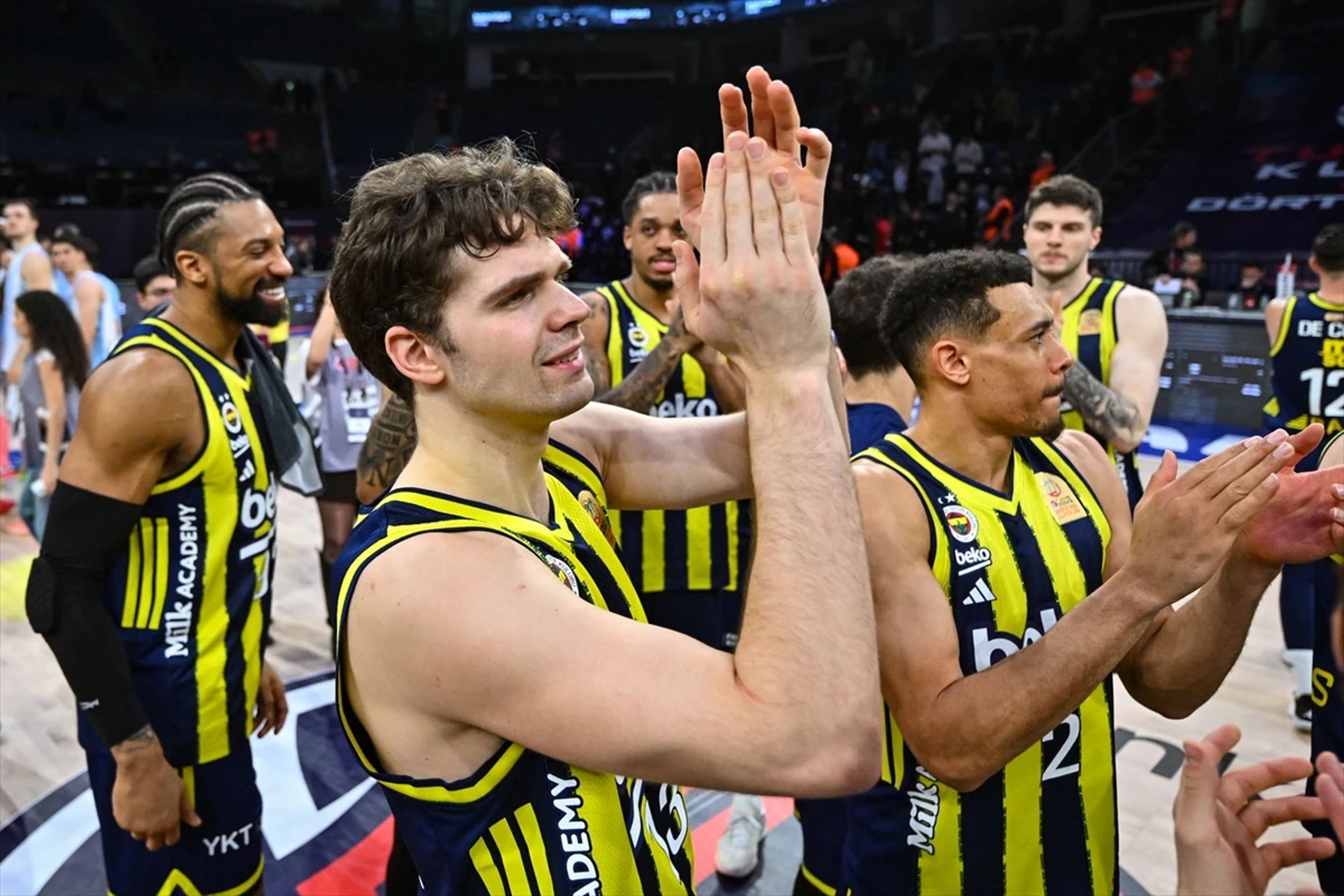 Finalin adı