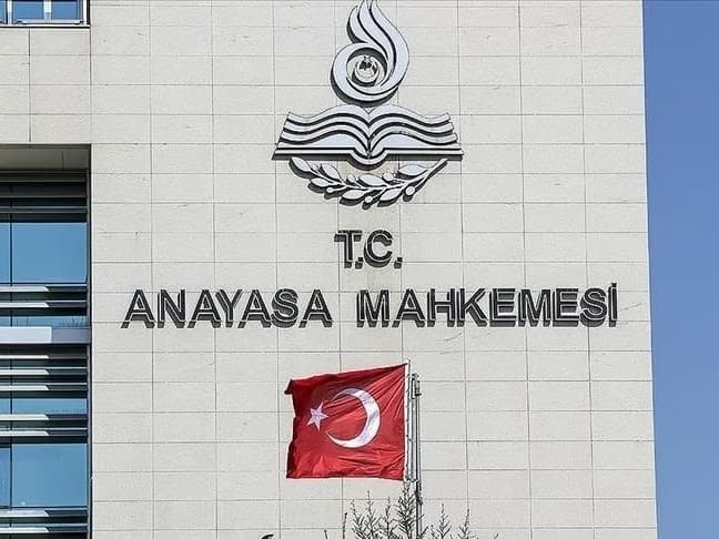 Hasta bilgisi anneye verildi AYM suç saydı