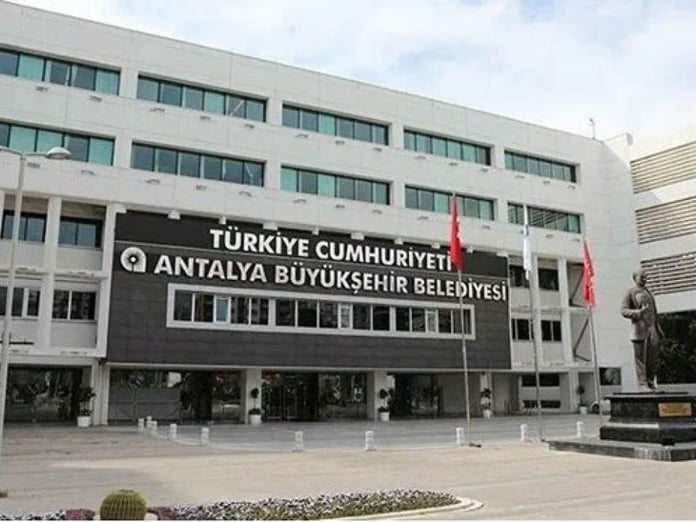 Antalya Büyükşehir’de iddianame tamamlandı! Muhittin Böcek ile 40 kişiye yargı yolu 
