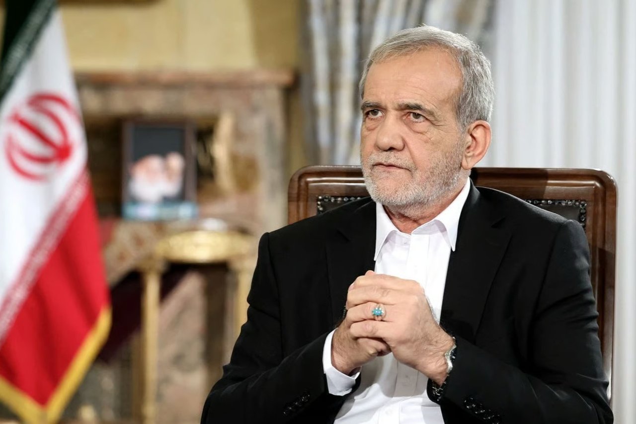 Pezeşkiyan: "Komşu ülkelerden özür dileriz"