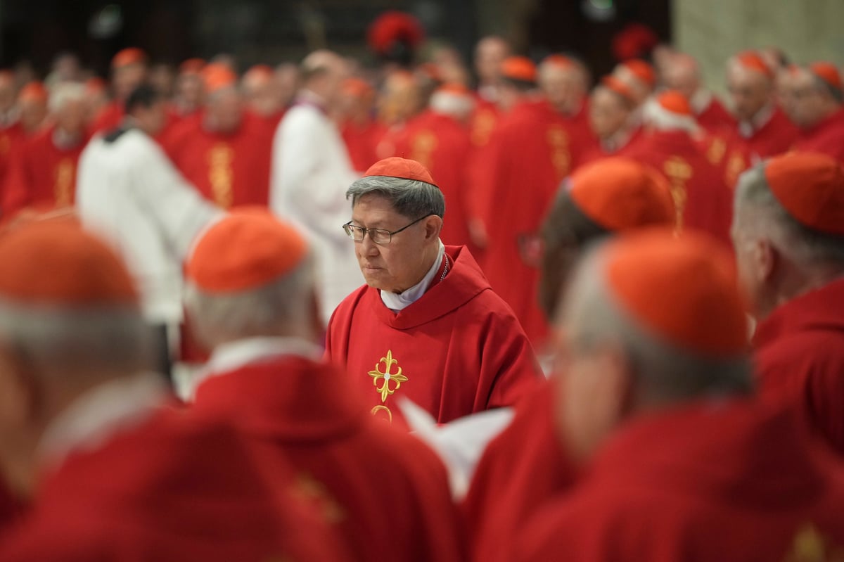 Filipinli reformcu  kardinal Luis Antonio Tagle