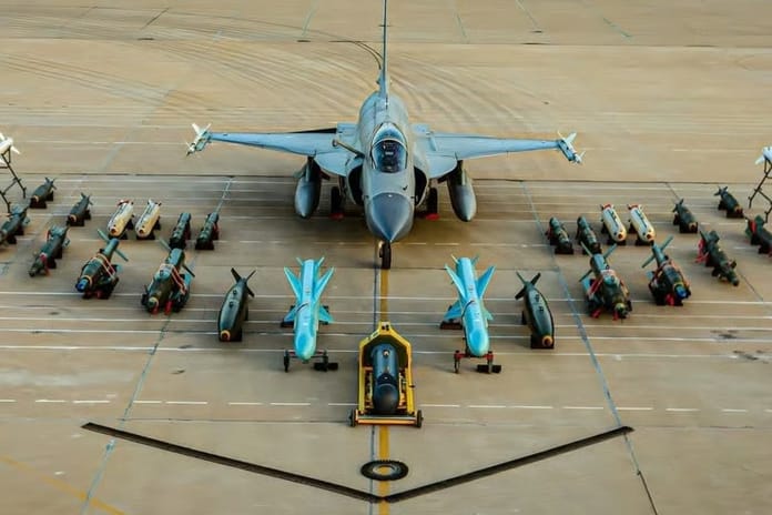 Pakistan, Sudan’a 1,5 milyar dolarlık silah ve savaş uçağı satışına yaklaştı