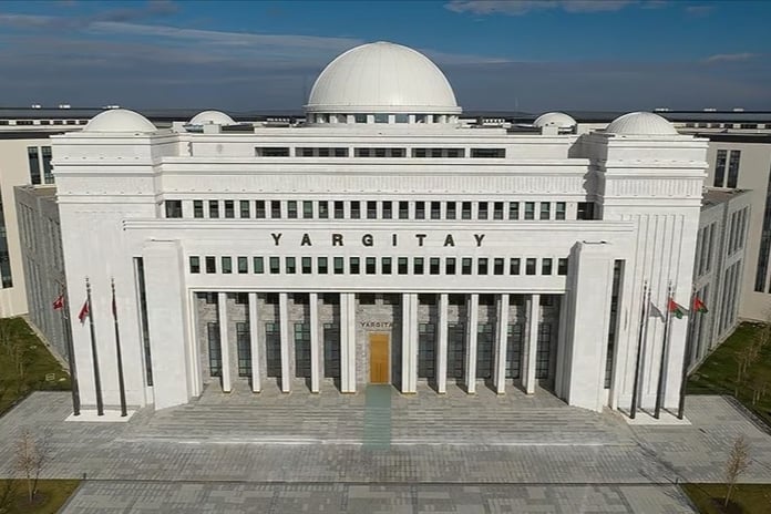 Yargıtay'dan emsal karar: Komşusunun huzurunu bozan sanığa verilen hapis cezası onandı