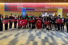 Türk öğrenciler ABD'de yapılan yarışmasından ödüllerle döndü