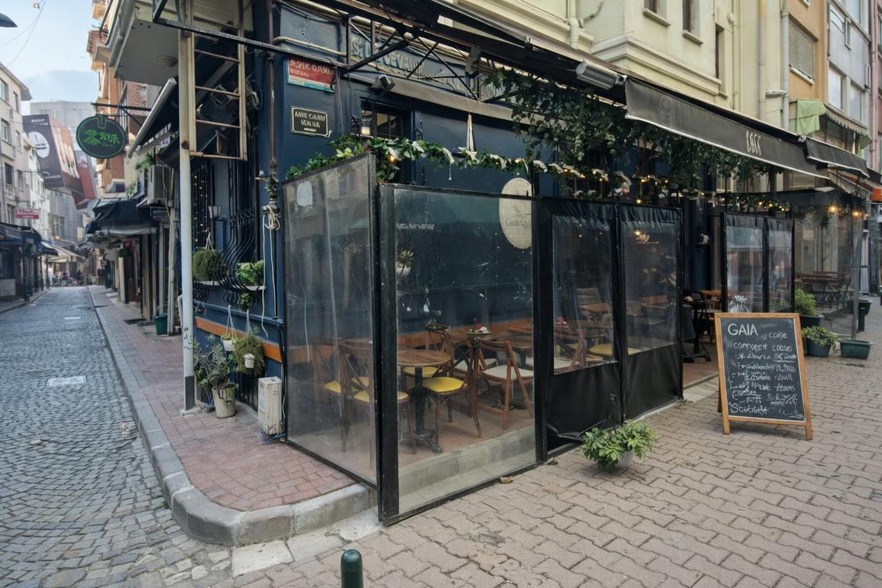 Beşiktaş'ta kafe krizi; işgal mi sözleşme mi?