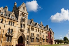 İngiltere öğrenci vizeleri sonrası iltica başvurularına karşı önlem aldı